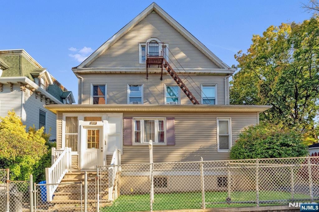 Property Photo:  131 Park Place  NJ 07055 