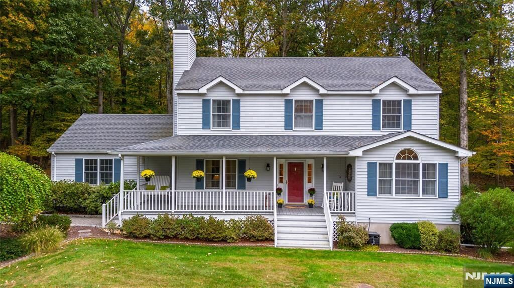 Property Photo: 2 Douglas Terrace NJ 07871