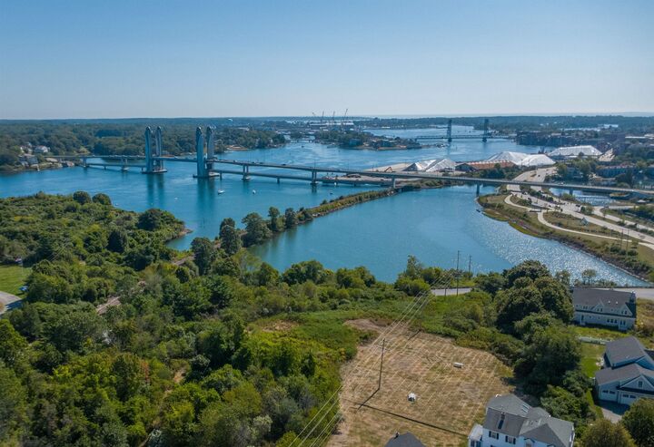 Property Photo:  0 Elm Street  NH 03801 