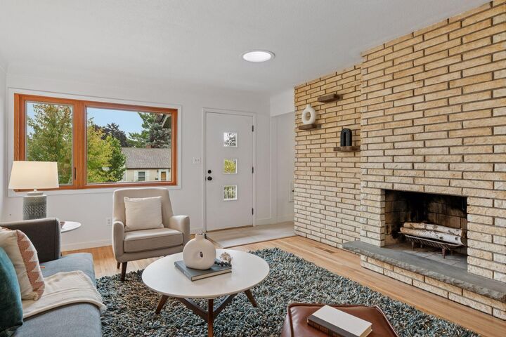 Property Photo: 1240 Hartford Avenue MN 55116