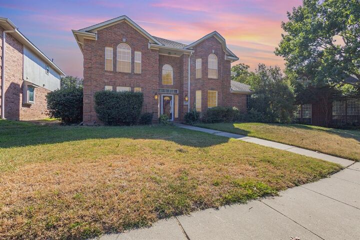 Property Photo: 2514 Fallview Lane TX 75007