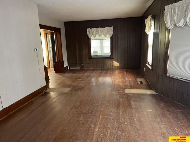 Property Photo: 325 Crystal Street NE 68068