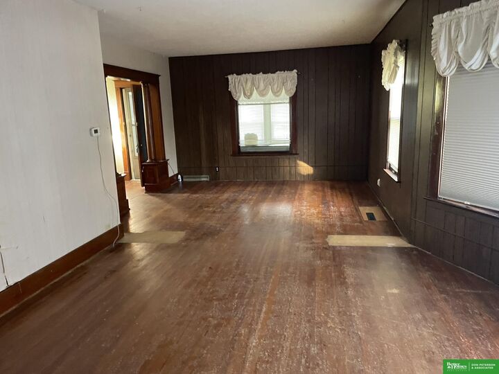 Property Photo: 325 Crystal Street NE 68068