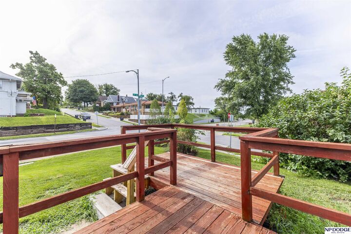 Property Photo: 3224 S 32nd Avenue NE 68105