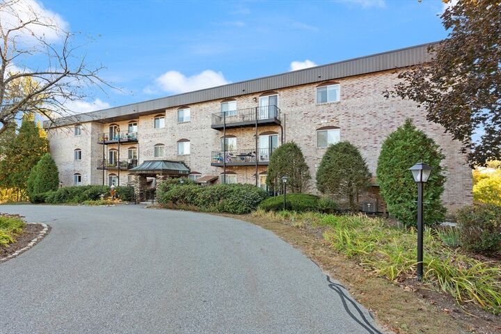 Property Photo:  181 Littleton Rd 117  MA 01824 