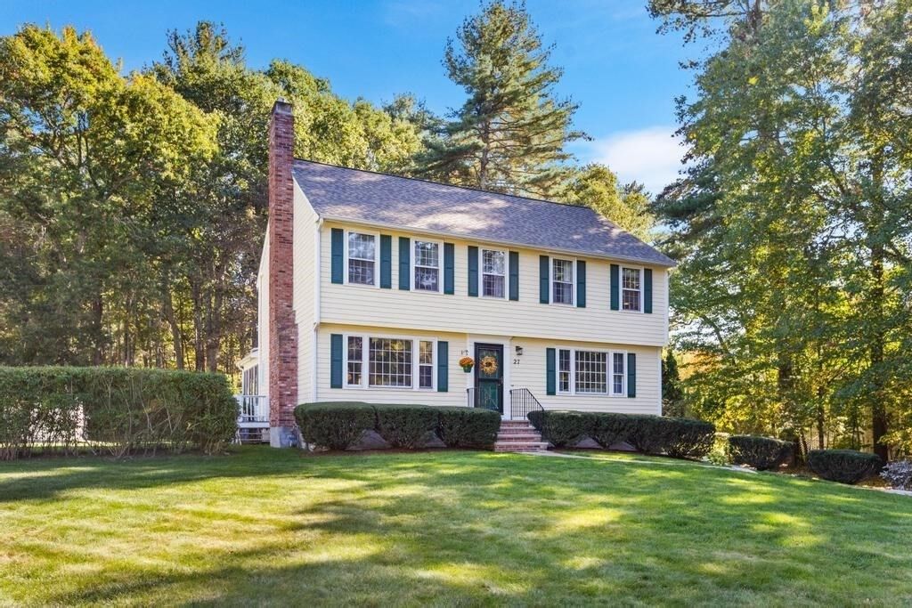 Property Photo:  27 Strawberry Lane  MA 01864 