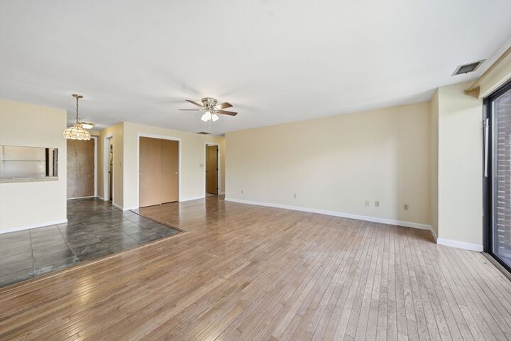 Property Photo: 30 Conant St 3B MA 01915