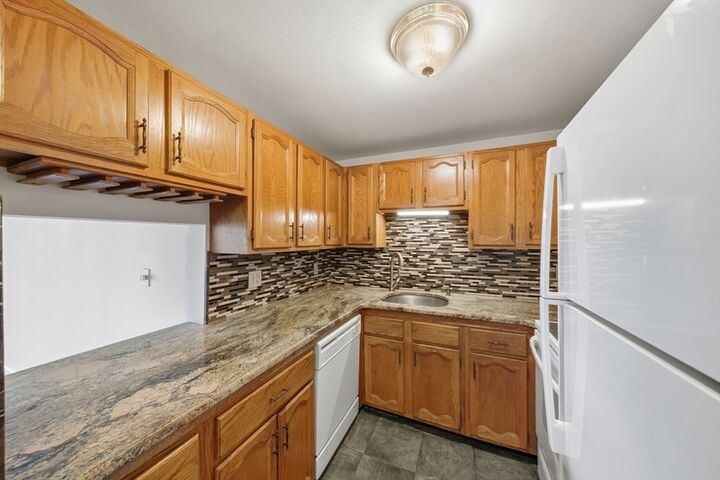 Property Photo: 30 Conant St 3B MA 01915