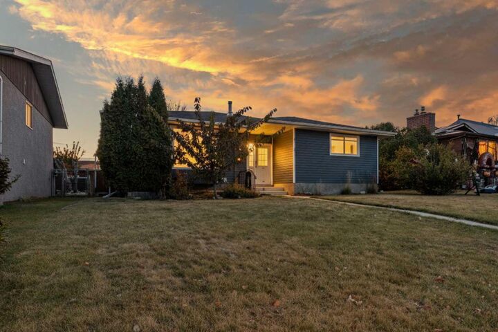 155 Barrett Drive  Red Deer AB T4R 1H3 photo