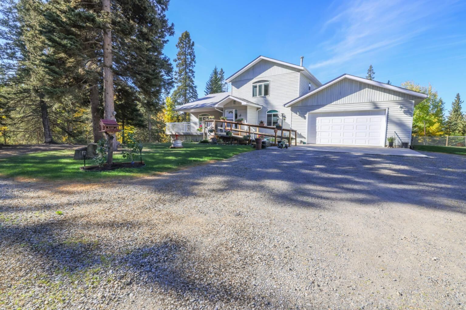 Property Photo: 5241 325A Township 236 AB T0M 1X0