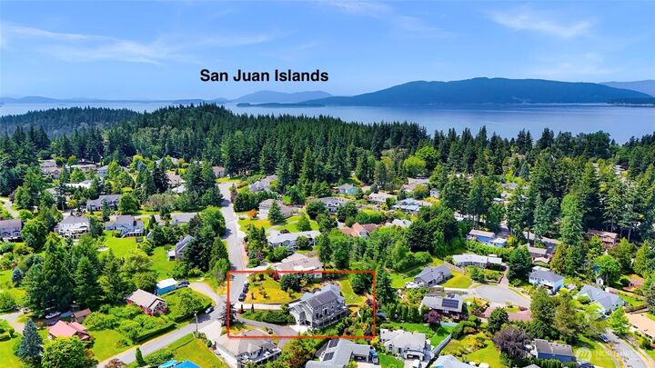 Property Photo: 1301 Broad Street WA 98229