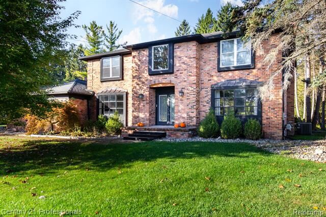 9418 Oakmont Drive  Grand Blanc MI 48439 photo