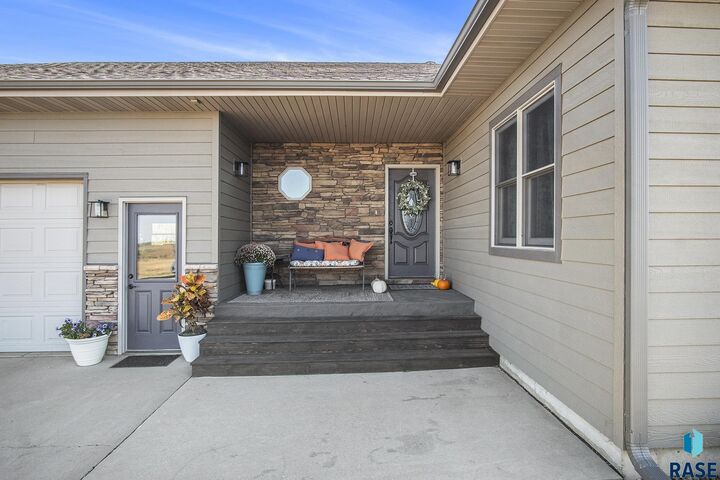 Property Photo: 45446 258th St SD 57048-6203