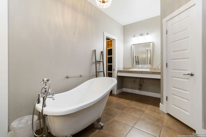 Property Photo: 25931 Hootananny TX 78260