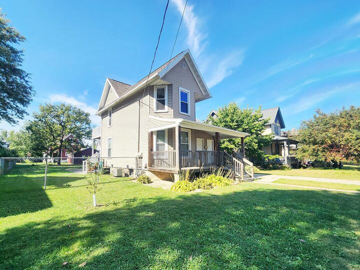 Property Photo:  455 North Terrace Street  WI 53548 