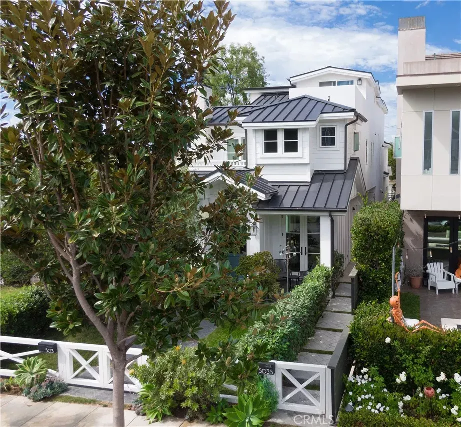 Property Photo: 503 Poinsettia CA 92625