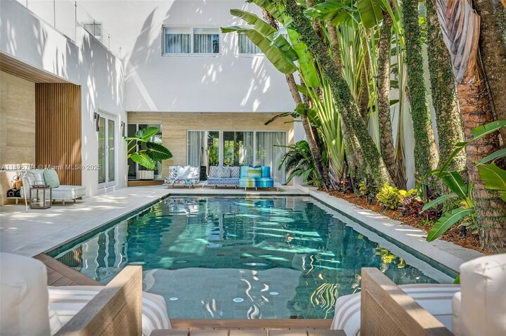 3330 Crystal Ct  Miami FL 33133 photo