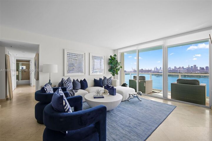 Property Photo: 650 West Ave 1407 FL 33139