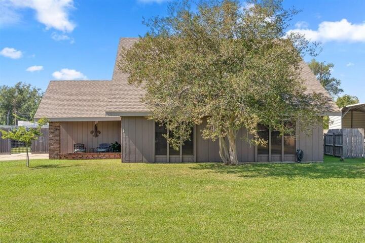 Property Photo:  2117 Olene  LA 70663