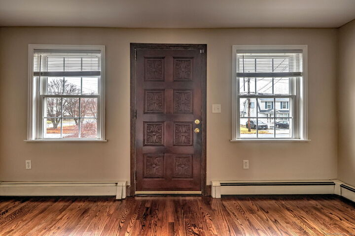 Property Photo: 18 Cowles Street CT 06461