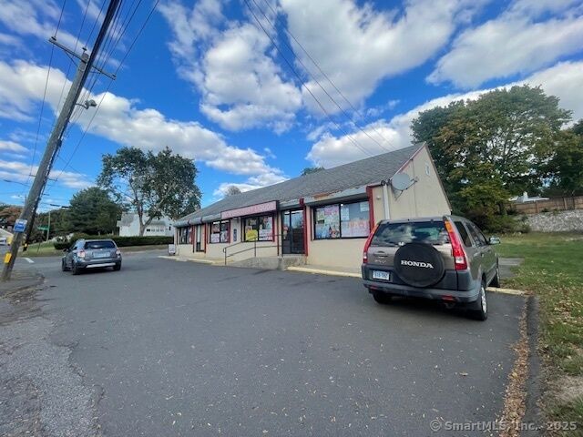 Property Photo: 854 Hanover Road CT 06451