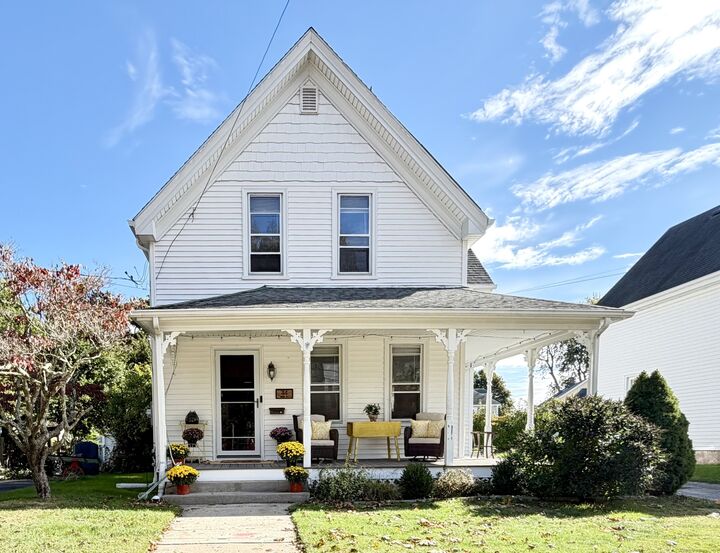 44 Moss Street  Stonington CT 06379 photo