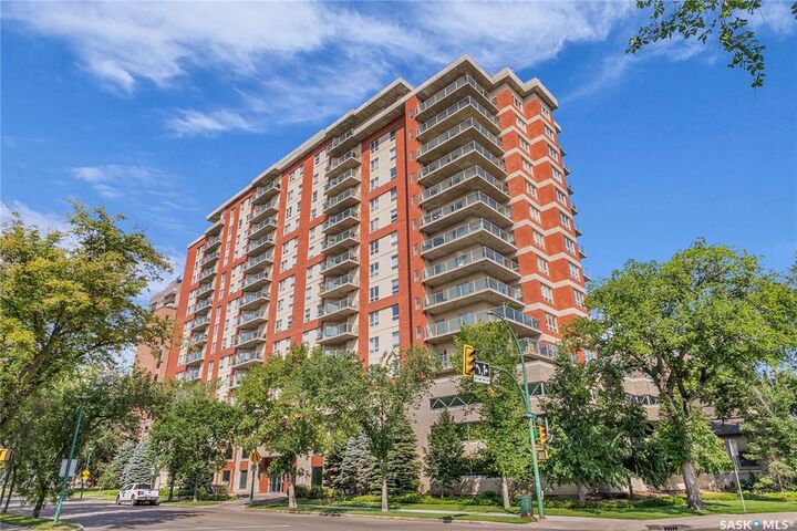 902 Spadina Crescent E 1205  Saskatoon SK S7K 0G8 photo