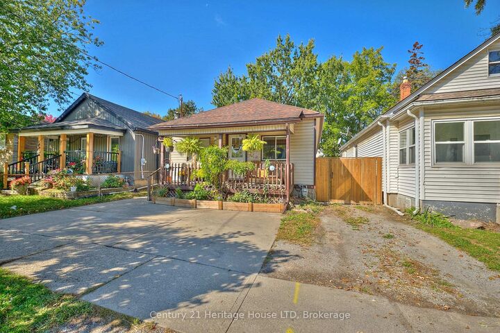 Property Photo: 119 Page Street ON L2R 4A8