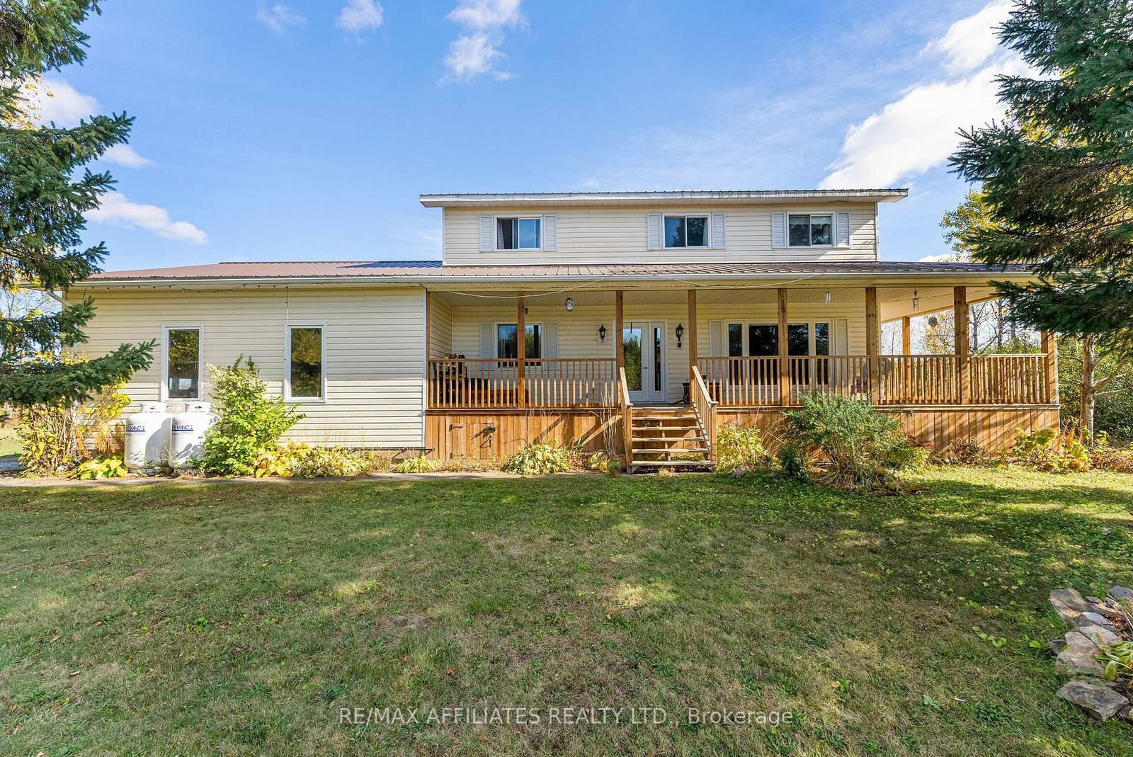 Property Photo:  817 Code Drive  ON K7A 4S6 