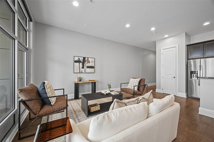 Property Photo: 301 5th Avenue 506 PA 15222