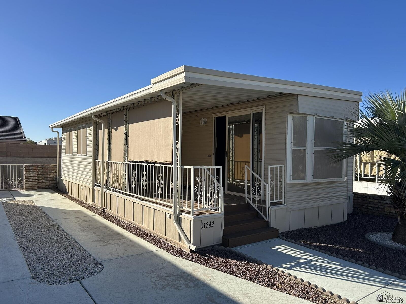 Property Photo: 11242 S Clara Anita Dr AZ 85367
