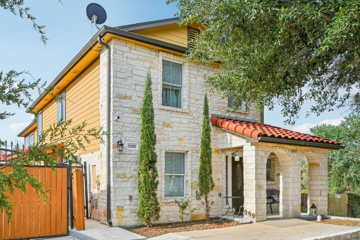 Property Photo: 18205 Great Falls Drive TX 78653