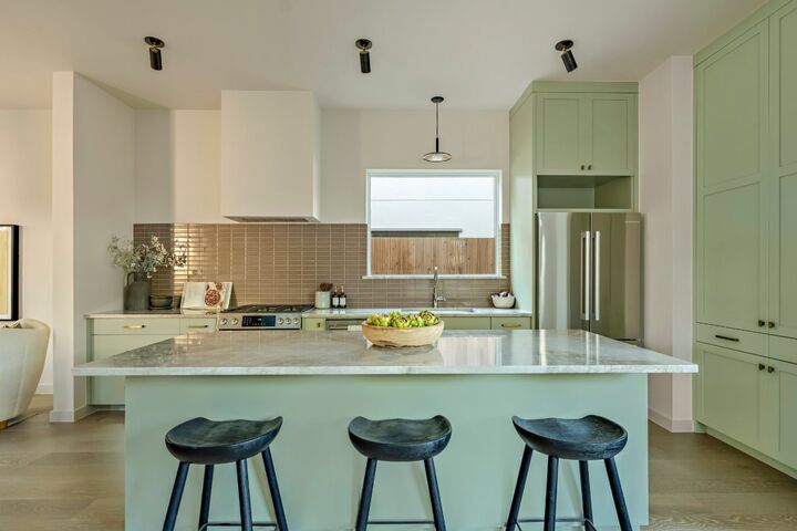 Property Photo: 2405 E 22nd Street TX 78722