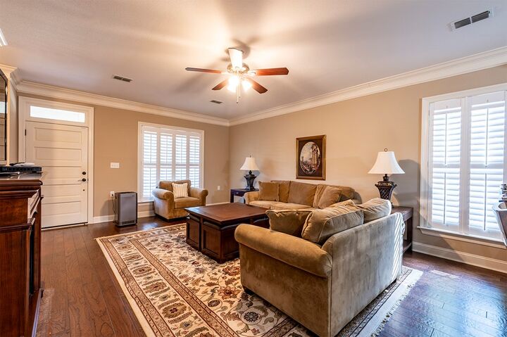 Property Photo: 1739 Arlington Park Cir GA 31701