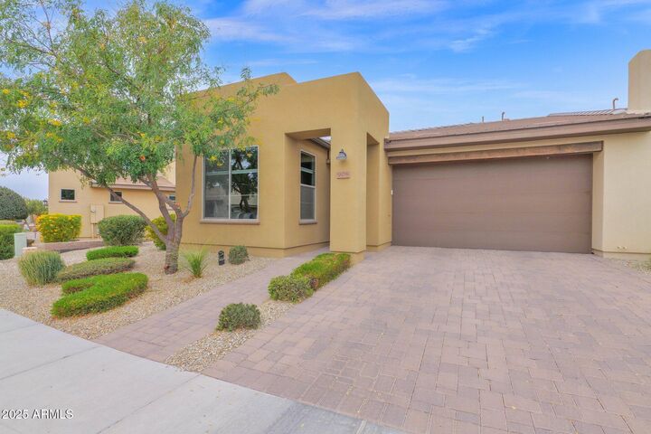 Property Photo: 908 E Cereus Pass Pass AZ 85140