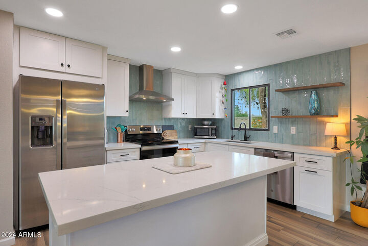 3502 E Janice Way  Phoenix AZ 85032 photo