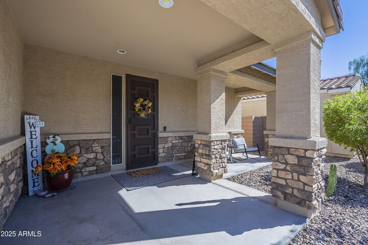 Property Photo: 37435 N Glen Echo Drive AZ 85140