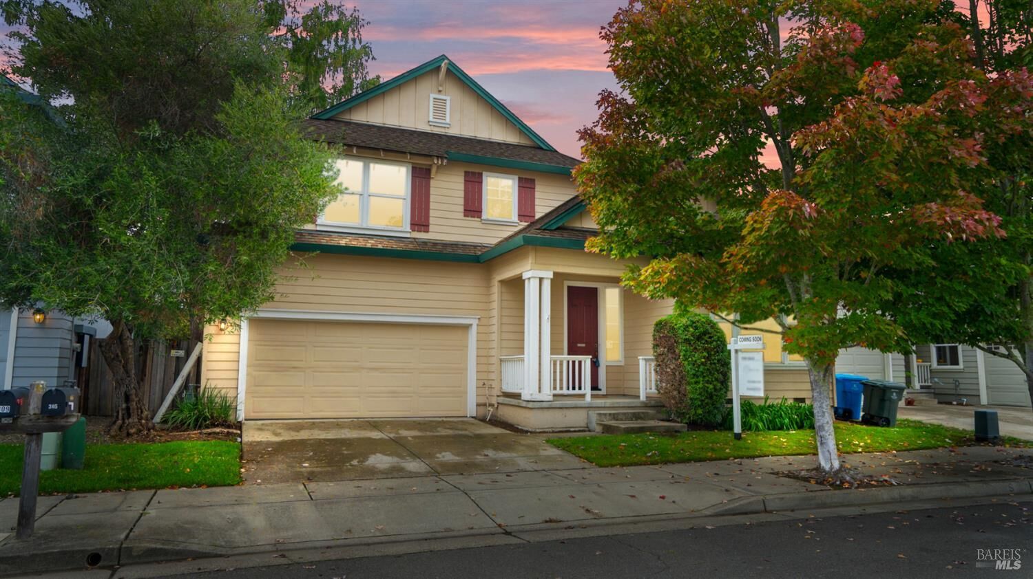 Property Photo: 305 Hansbery Way CA 95409
