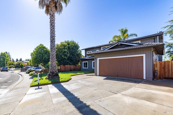 Property Photo:  690 Holly Avenue  CA 94928 