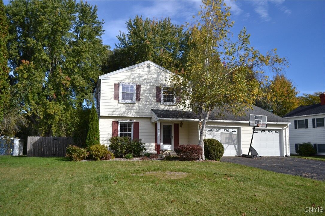 Property Photo: 32 Patrick Circle NY 13069