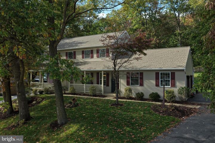 909 Hidden Hollow Drive  Gap PA 17527 photo