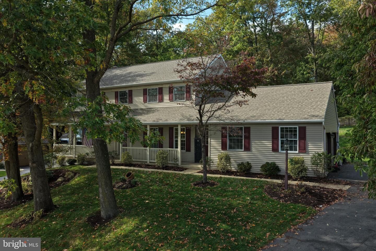Property Photo: 909 Hidden Hollow Drive PA 17527