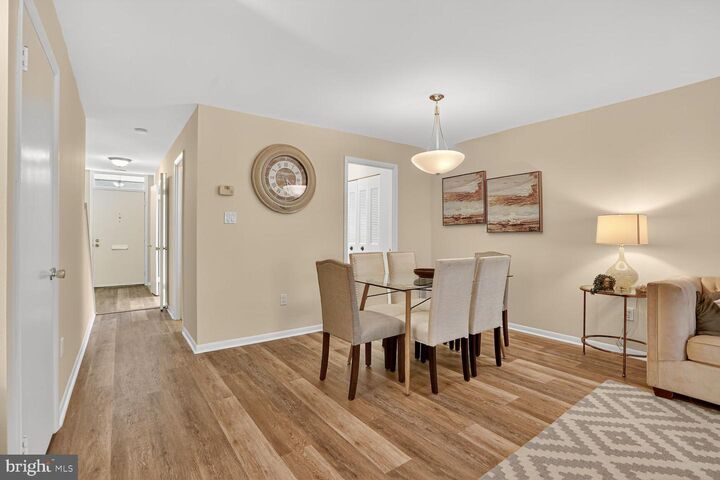 Property Photo: 1729 S Hayes Street 2 VA 22202