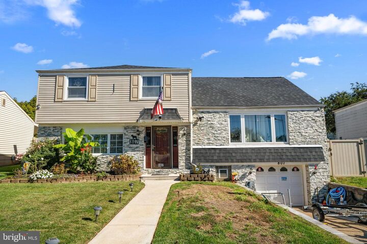 Property Photo: 807 Larkspur Street PA 19116