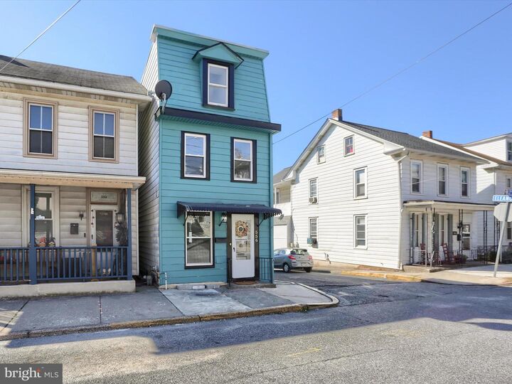 Property Photo: 556 N 2nd Street PA 17113