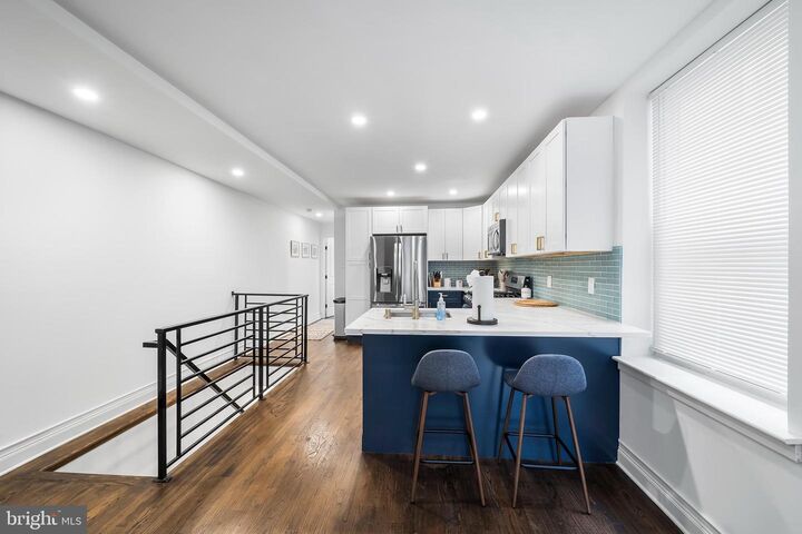 Property Photo: 609 N 17th Street 1 PA 19130