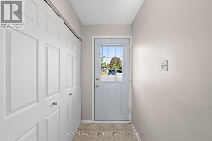 Property Photo: 7 Middlewood Court ON K0A 3P0