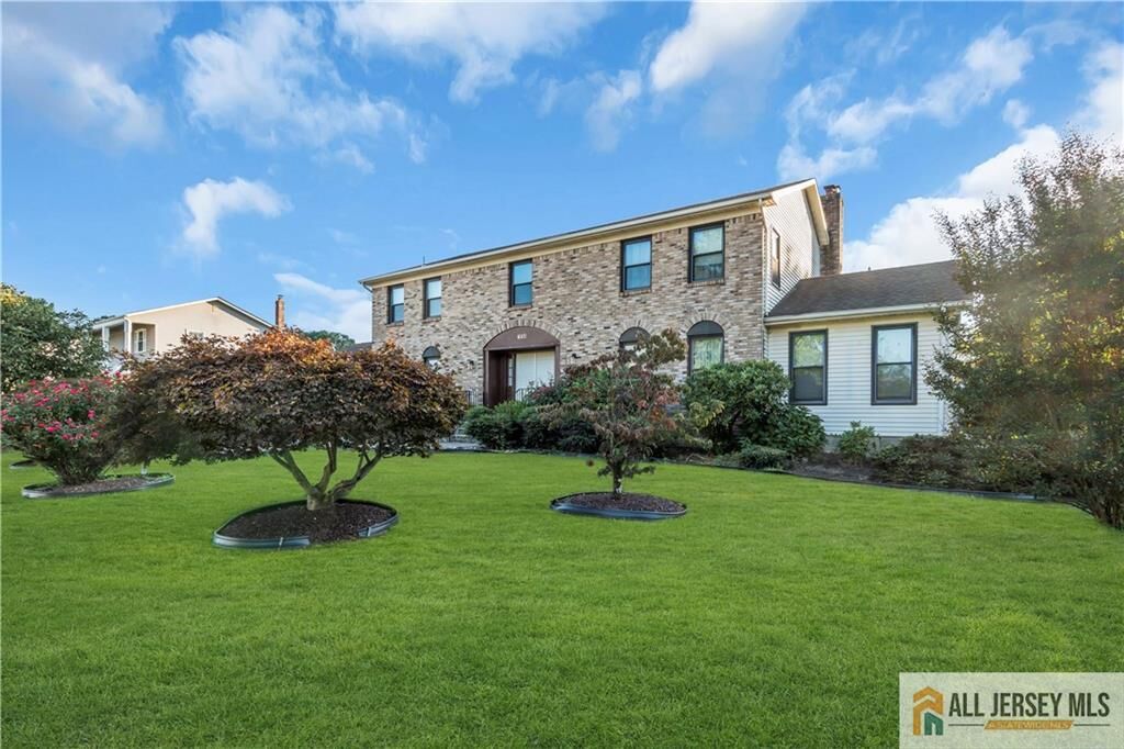 Property Photo: 104 Robin Drive NJ 08619