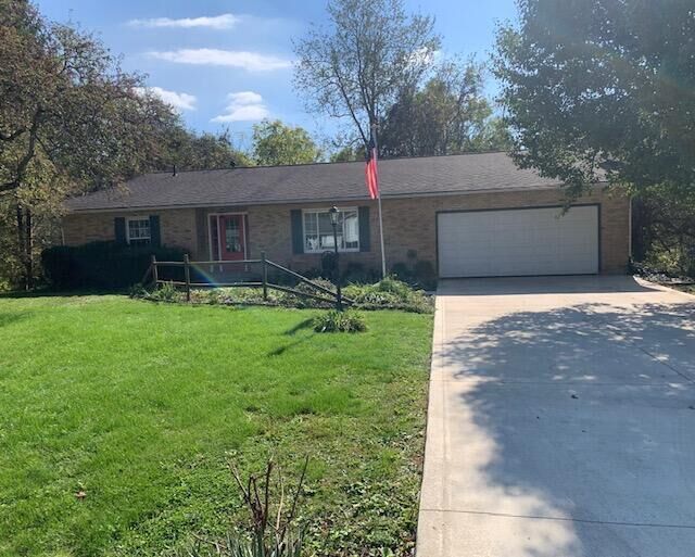 Property Photo: 49 Kenwick Circle OH 43023