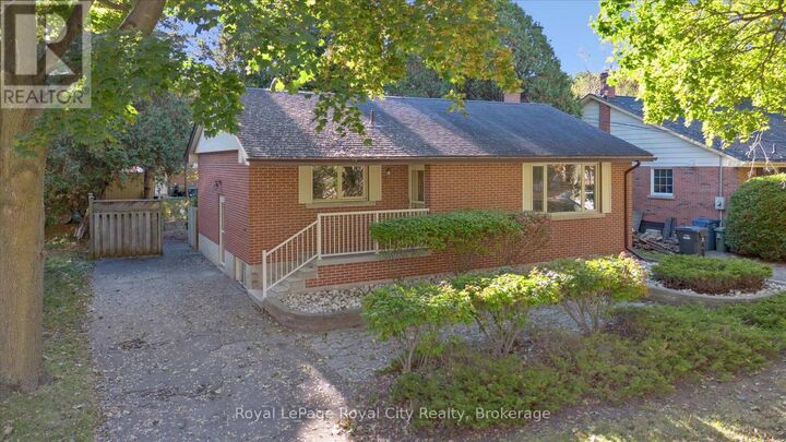Property Photo:  228 Water Street  ON N1G 1B2